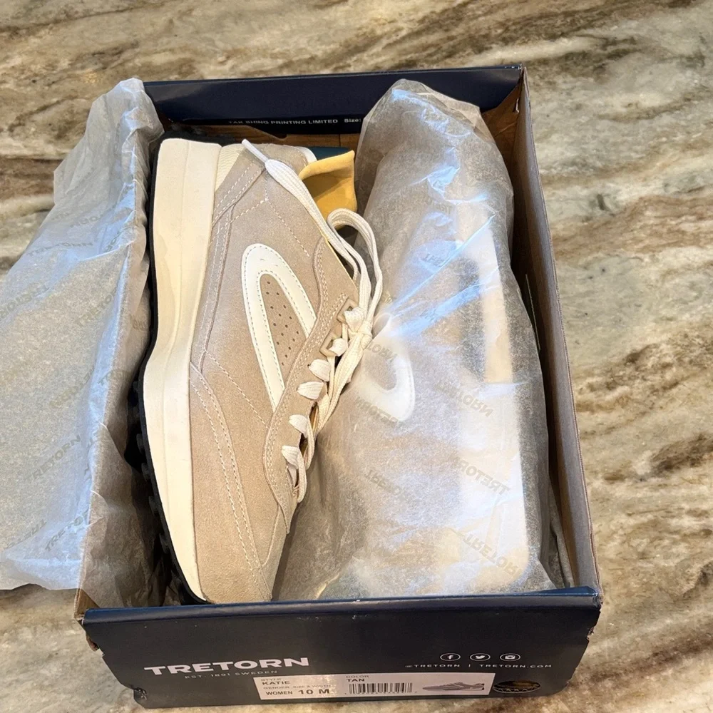 Tretorn Beige and White Athletic Shoes - Picture 7 of 9